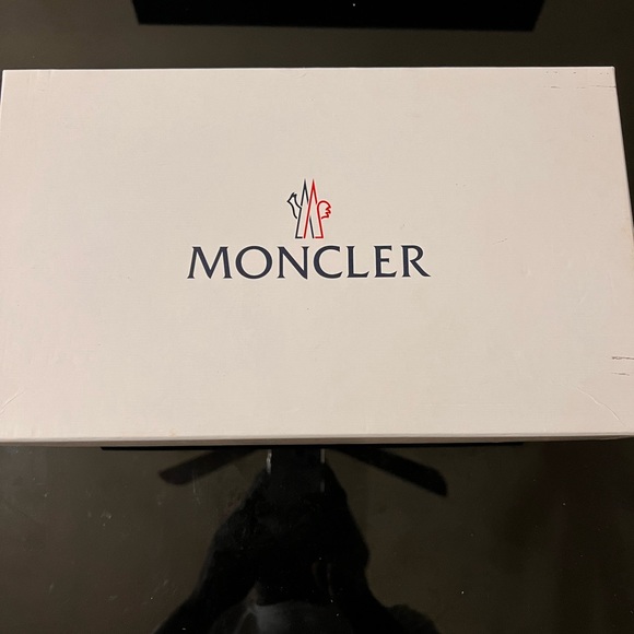 Men Moncler San Diego Logo Sneakers 42 - Picture 7 of 8
